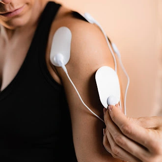 Best Pain Relief Devices for Home Use (TENS, Heat & Massage Guide)